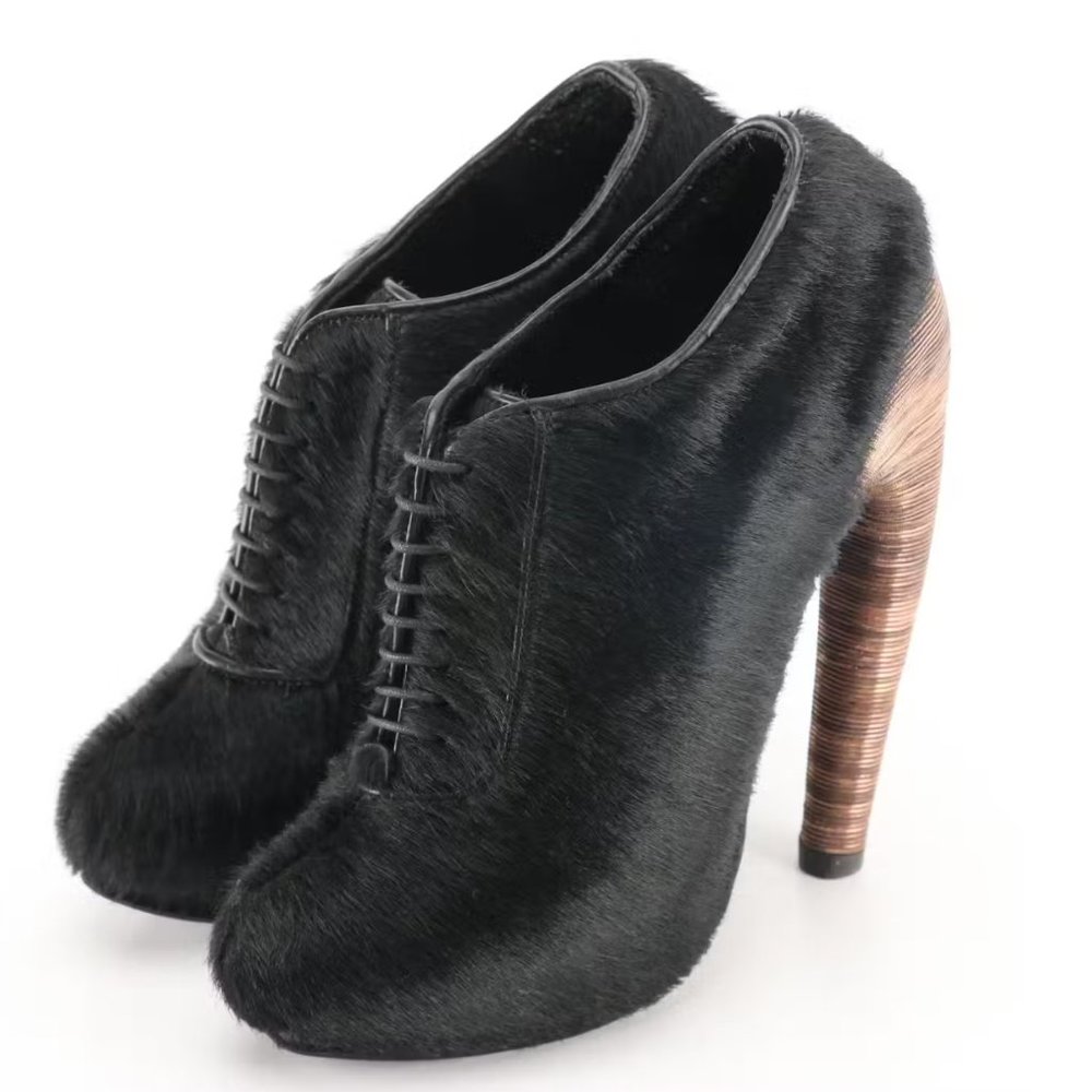 RARE Iris Van Herpen Pony Skin and Coil Wire Sculpted High Heel Ankle Boots Sz38